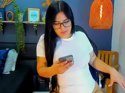 Snapshot of eliza_pink24 chatting on 02/02/26, 09:24 eliza pink24 online show from 02/02/26, 09:24