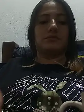 Snapshot of Lati162 chatting on 08/06/26, 09:33 Lati162 online show from 08/06/26, 09:33