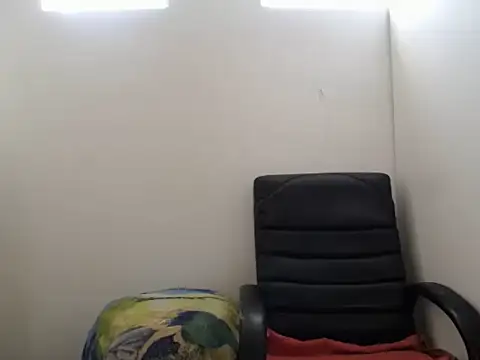 playfullpaulina online show from 04/23/26, 01:57