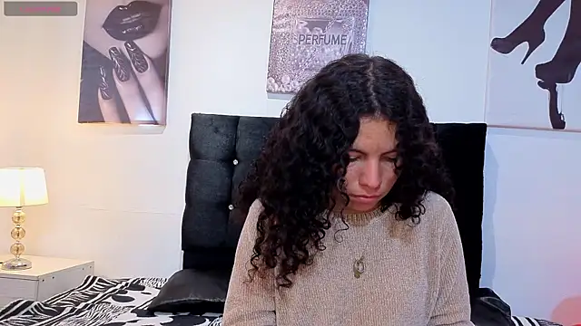 Snapshot of Zoe-yanin chatting on 02/17/26, 07:20 Zoe-yanin online show from 02/17/26, 07:20