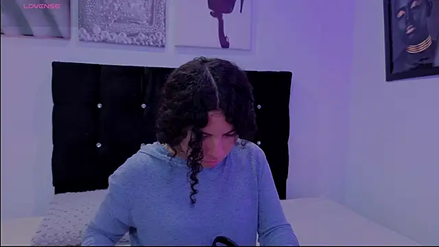 Zoe-yanin online show from 03/23/26, 07:07