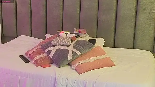 SofiaCortes4 online show from 04/22/26, 11:34