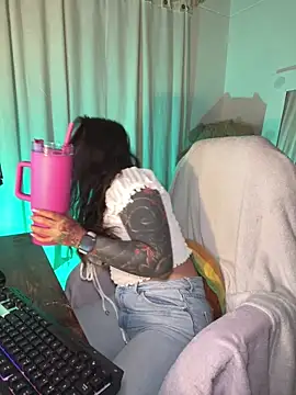 Victoria-swan online show from 03/19/26, 08:24