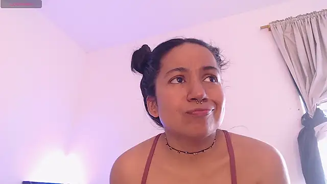 Snapshot of chiarafustox chatting on 02/08/26, 03:26 chiarafustox online show from 02/08/26, 03:26