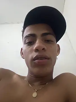 Snapshot of dominick_fran chatting on 02/05/26, 09:58 dominick fran online show from 02/05/26, 09:58