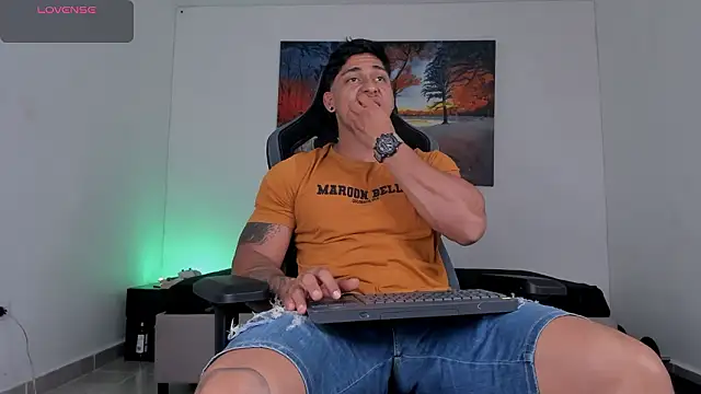 ryanwhite3 online show from 03/25/26, 10:38