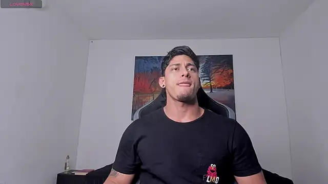 ryanwhite3 online show from 04/24/26, 01:08