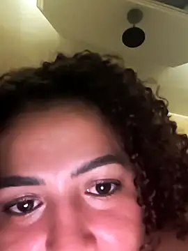 Snapshot of Dree4i20 chatting on 02/11/26, 11:54 Dree4i20 online show from 02/11/26, 11:54