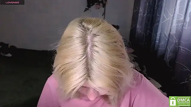 MoonlightGrace online show from 04/23/26, 12:29
