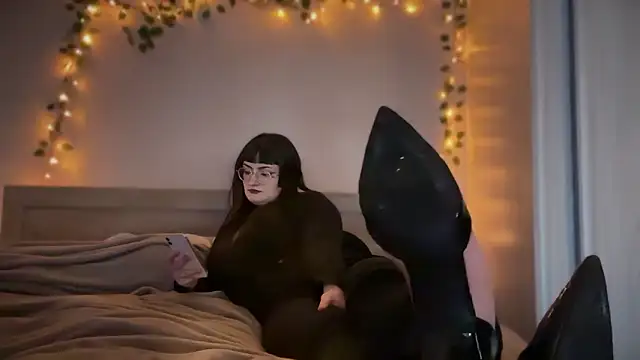 GoddessOdessa online show from 02/04/26, 07:09