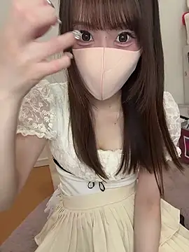 Snapshot of momo_mm chatting on 06/30/26, 04:02 momo mm online show from 06/30/26, 04:02