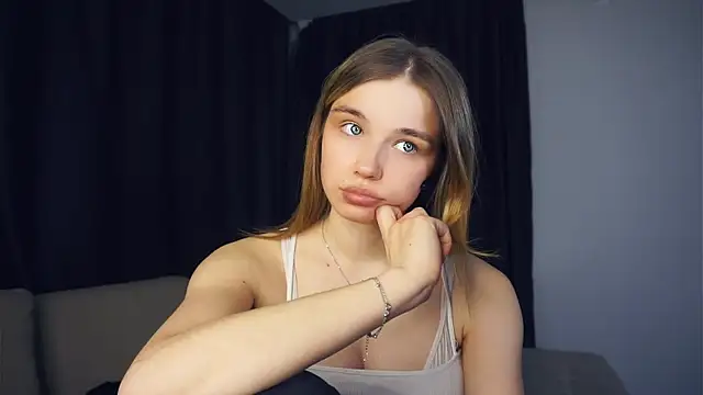 Snapshot of EarthaStinett chatting on 02/16/26, 04:36 EarthaStinett online show from 02/16/26, 04:36