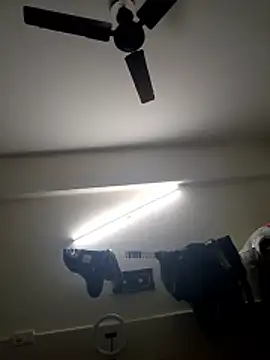 Snapshot of Curvy_Simran chatting on 02/14/26, 04:48 Curvy Simran online show from 02/14/26, 04:48