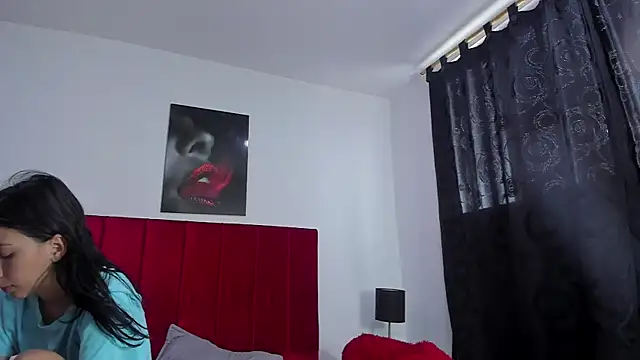 ThiagoKarla online show from 02/18/26, 06:15