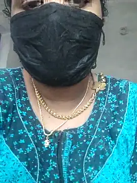 Snapshot of Tamil_Devasri chatting on 02/23/26, 05:49 Tamil Devasri online show from 02/23/26, 05:49