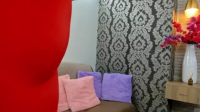 Charlotte-Wright online show from 02/08/26, 11:35