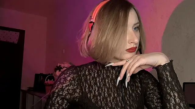 DeliciaBagnoli online show from 02/14/26, 08:16