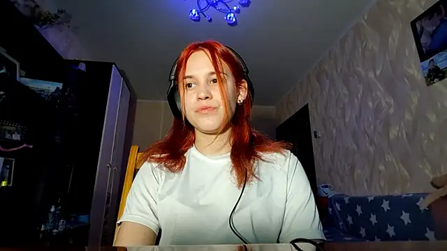 Snapshot of CalandraRolon chatting on 02/11/26, 03:50 CalandraRolon online show from 02/11/26, 03:50