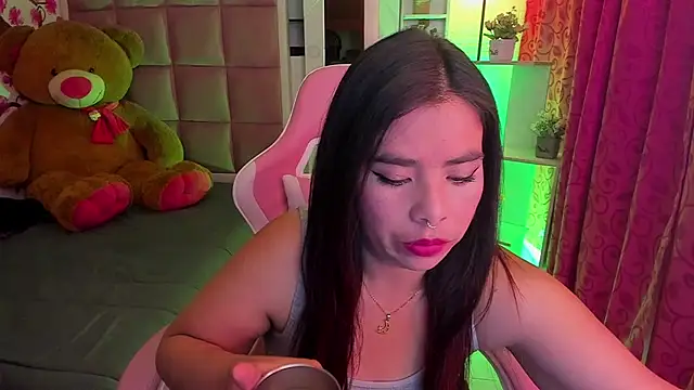 Snapshot of liany_taylor chatting on 02/26/26, 09:19 liany taylor online show from 02/26/26, 09:19