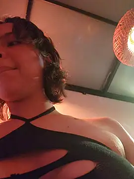 Snapshot of Kitty_San_xXx chatting on 02/06/26, 12:37 Kitty San xXx online show from 02/06/26, 12:37