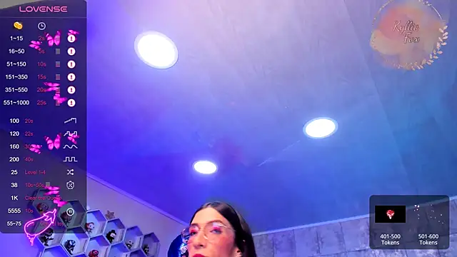 kylliefox  online show from 12/26/24, 01:21