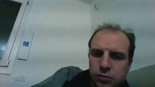 Snapshot of andre_italy chatting on 02/04/26, 06:47 andre italy online show from 02/04/26, 06:47