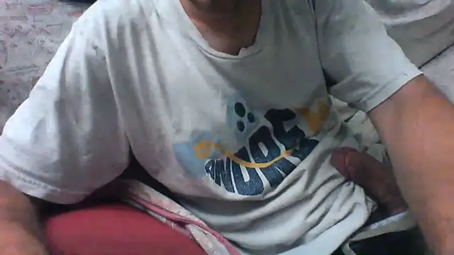 Snapshot of andre_italy chatting on 06/26/26, 09:30 andre italy online show from 06/26/26, 09:30