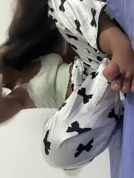 Snapshot of Baby_morena12 chatting on 02/02/26, 01:59 Baby morena12 online show from 02/02/26, 01:59