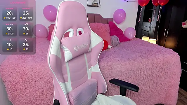 SiennaBloom online show from 02/12/26, 10:43