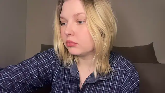 Ophelia Ritz online show from 04/09/26, 10:59