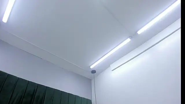 Amber-Horney online show from 03/26/26, 01:49