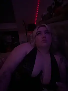 Snapshot of TwoWayT_xx chatting on 03/01/26, 01:29 TwoWayT xx online show from 03/01/26, 01:29