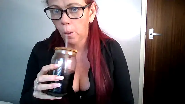 Forbidden-Irish-x online show from 04/18/26, 08:20