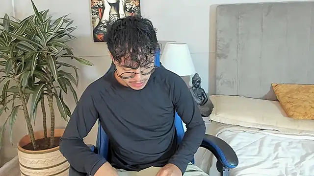 kai storn online show from 04/22/26, 11:12