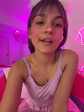 Snapshot of Kitty_madness chatting on 02/17/26, 08:26 Kitty madness online show from 02/17/26, 08:26