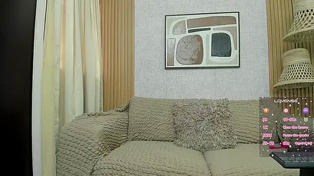 Kitty Wild 19 online show from 02/24/26, 08:07