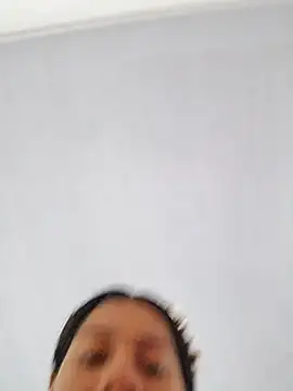 Snapshot of Cris18sexy chatting on 02/08/26, 03:32 Cris18sexy online show from 02/08/26, 03:32