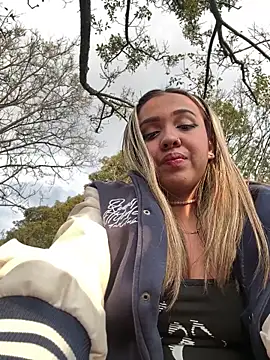 AryMoonxxx online show from 02/14/26, 10:17