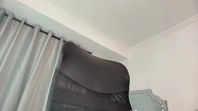 Snapshot of paulina_ponce chatting on 02/03/26, 06:40 paulina ponce online show from 02/03/26, 06:40