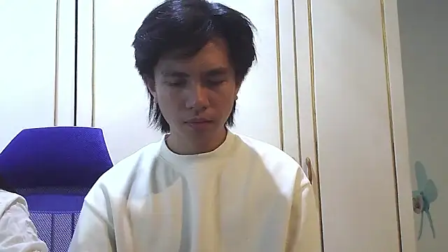 Snapshot of Guy_nextdoor69 chatting on 04/07/26, 09:32 Guy nextdoor69 online show from 04/07/26, 09:32