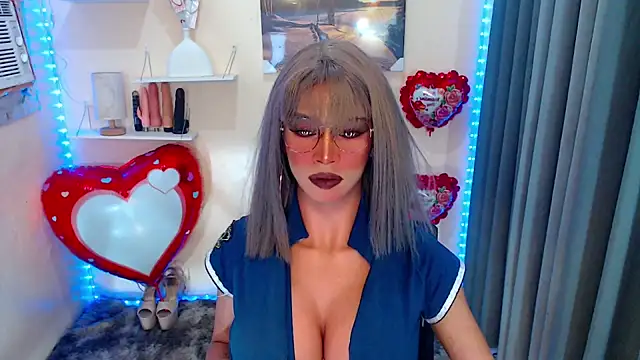 Snapshot of Sexyshamara chatting on 02/16/26, 01:02 Sexyshamara online show from 02/16/26, 01:02