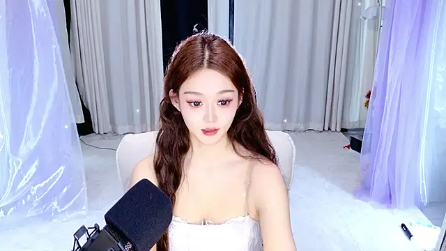 Snapshot of Dancer_Lucky-Nini chatting on 02/28/26, 04:57 Dancer Lucky-Nini online show from 02/28/26, 04:57