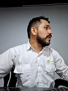 Snapshot of noa_desire chatting on 02/11/26, 07:24 noa desire online show from 02/11/26, 07:24