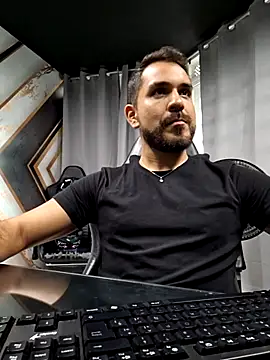 Snapshot of noa_desire chatting on 02/22/26, 10:08 noa desire online show from 02/22/26, 10:08