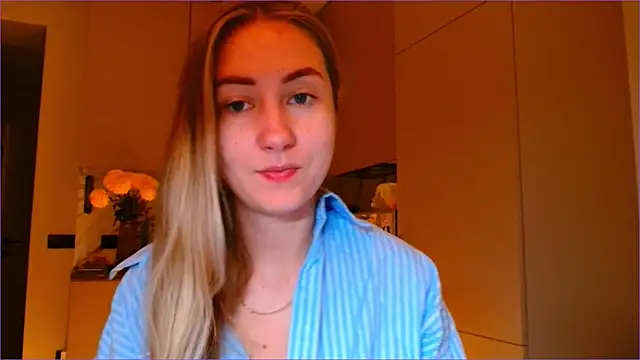 BluueSilk online show from 11/13/25, 06:12