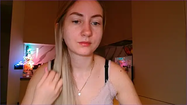 BluueSilk online show from 02/18/26, 06:09