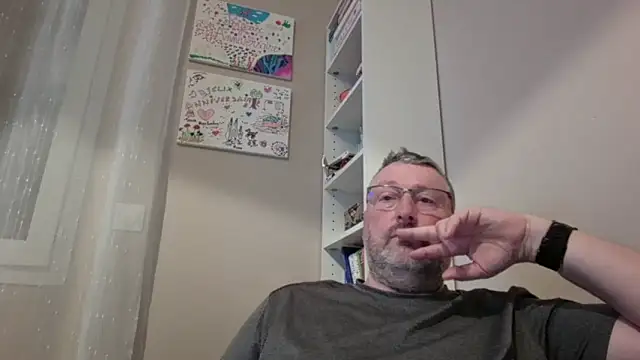 doudou310 online show from 03/06/26, 04:53