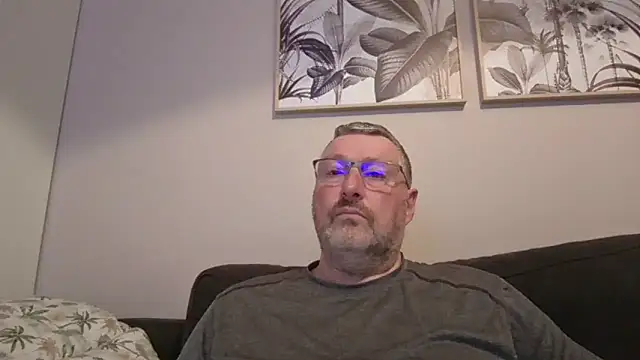 doudou310 online show from 03/14/26, 05:35