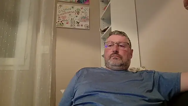 doudou310 online show from 03/24/26, 04:17