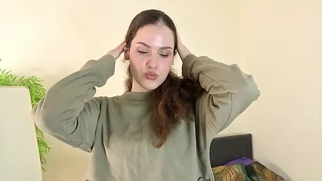 Snapshot of Lili_Torin chatting on 02/11/26, 03:39 Lili Torin online show from 02/11/26, 03:39